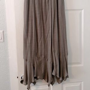 Apt 9 brown flowy skirt size XL